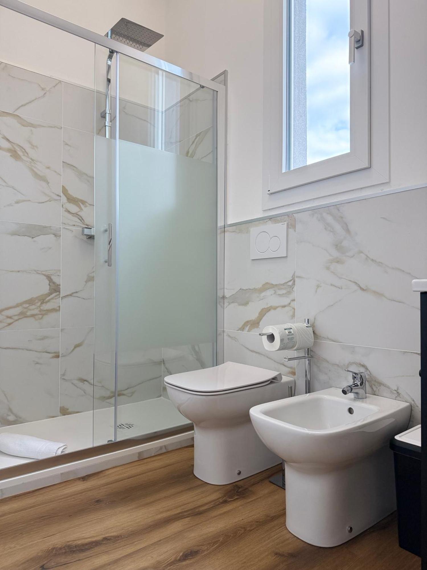 Infinity House - Eleganza Moderna Tra Treviso E Venezia Hotel Casier Luaran gambar