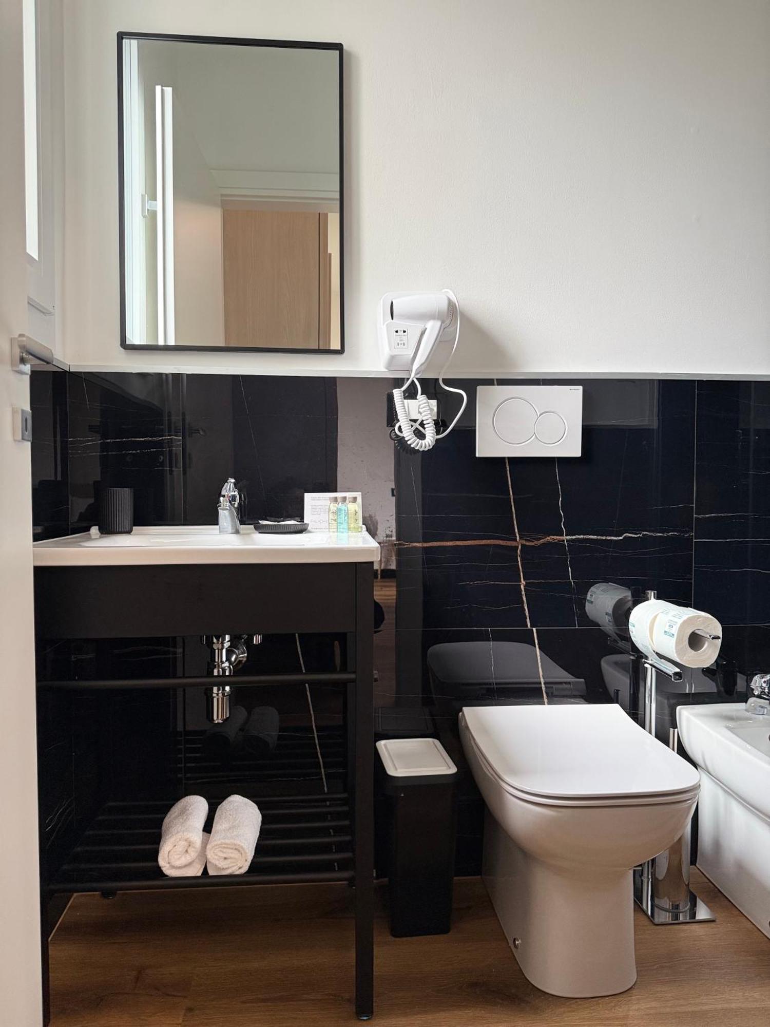 Infinity House - Eleganza Moderna Tra Treviso E Venezia Hotel Casier Luaran gambar