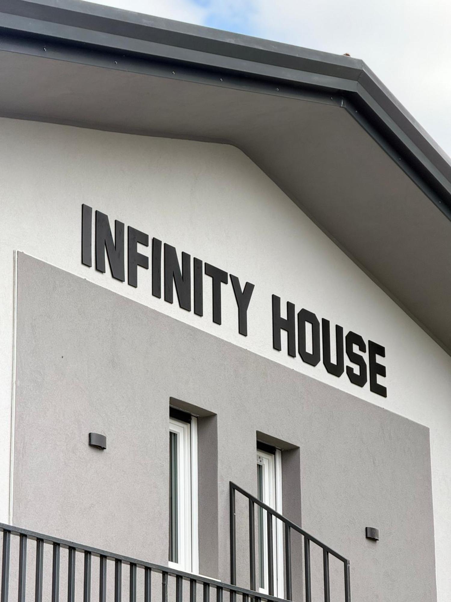 Infinity House - Eleganza Moderna Tra Treviso E Venezia Hotel Casier Luaran gambar